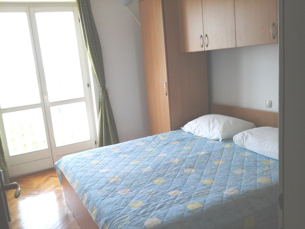 Cosmic Gate Apartments (Adults Only) 诺瓦利娅 外观 照片